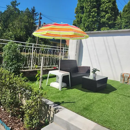 Kis Vitorlas Holiday home Balatonmariafurdo